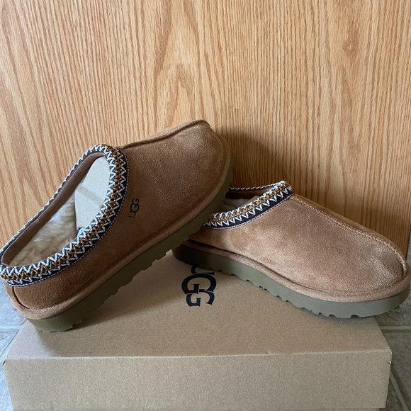 UGG Tasman Slipper Chestnut (Women's Sz 6) - Picture 2 of 5